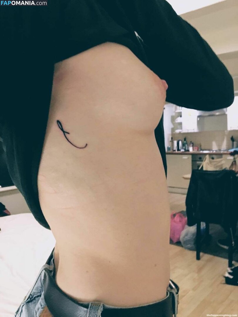 Fleur Geffrier ヌード 流出写真 #35