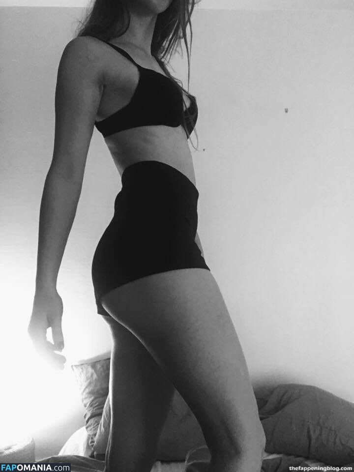 Fleur Geffrier ヌード 流出写真 #41