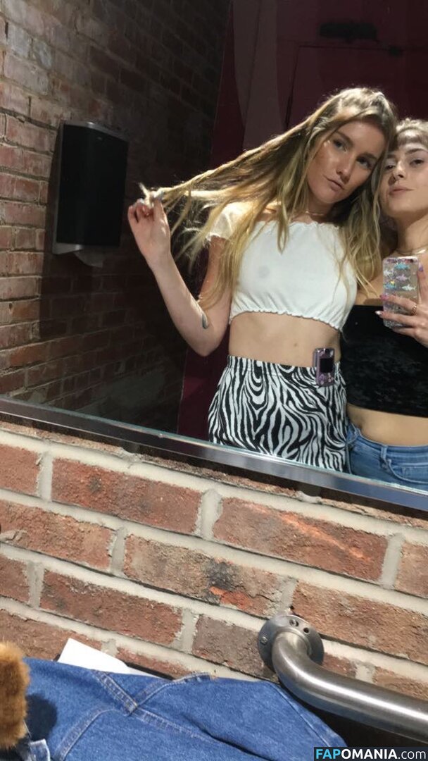 Hannah Schewel ヌード 流出写真 #45