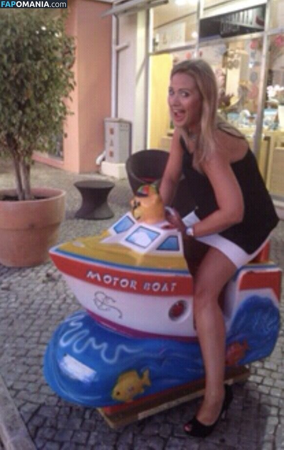 Hayley McQueen ヌード 流出写真 #24
