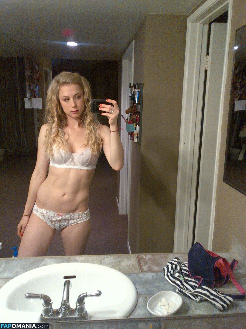 Iliza Shlesinger ヌード 流出写真 #60