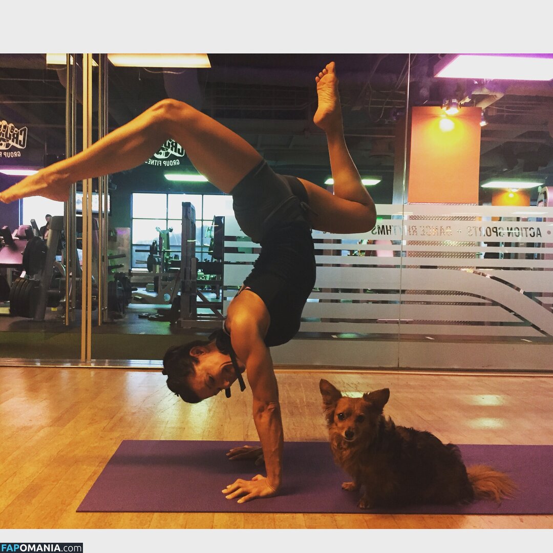 Iliza Shlesinger ヌード 流出写真 #114