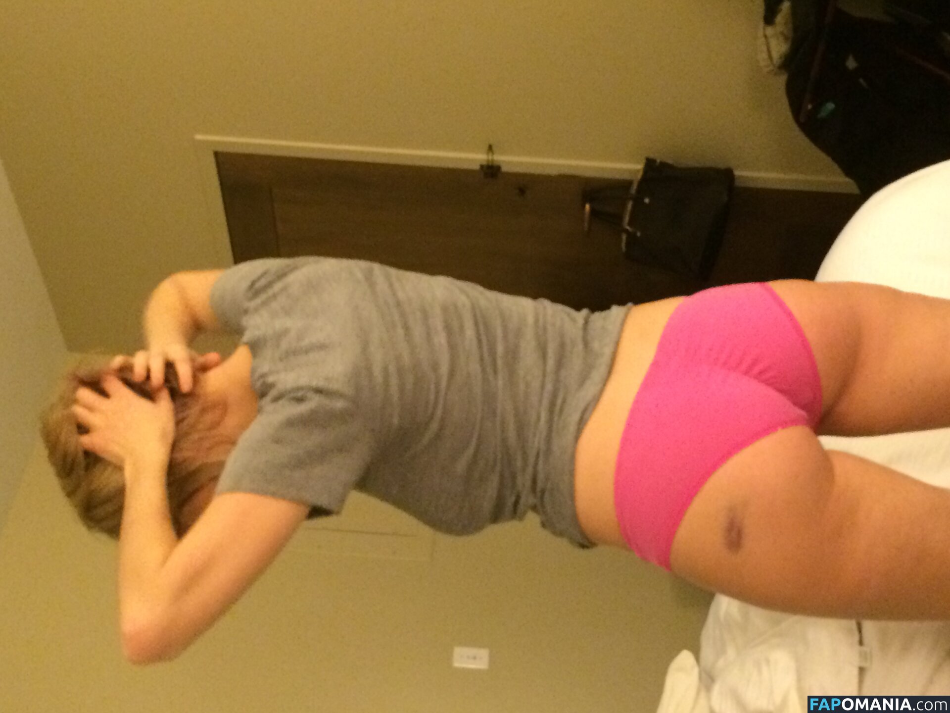 Iliza Shlesinger ヌード 流出写真 #208