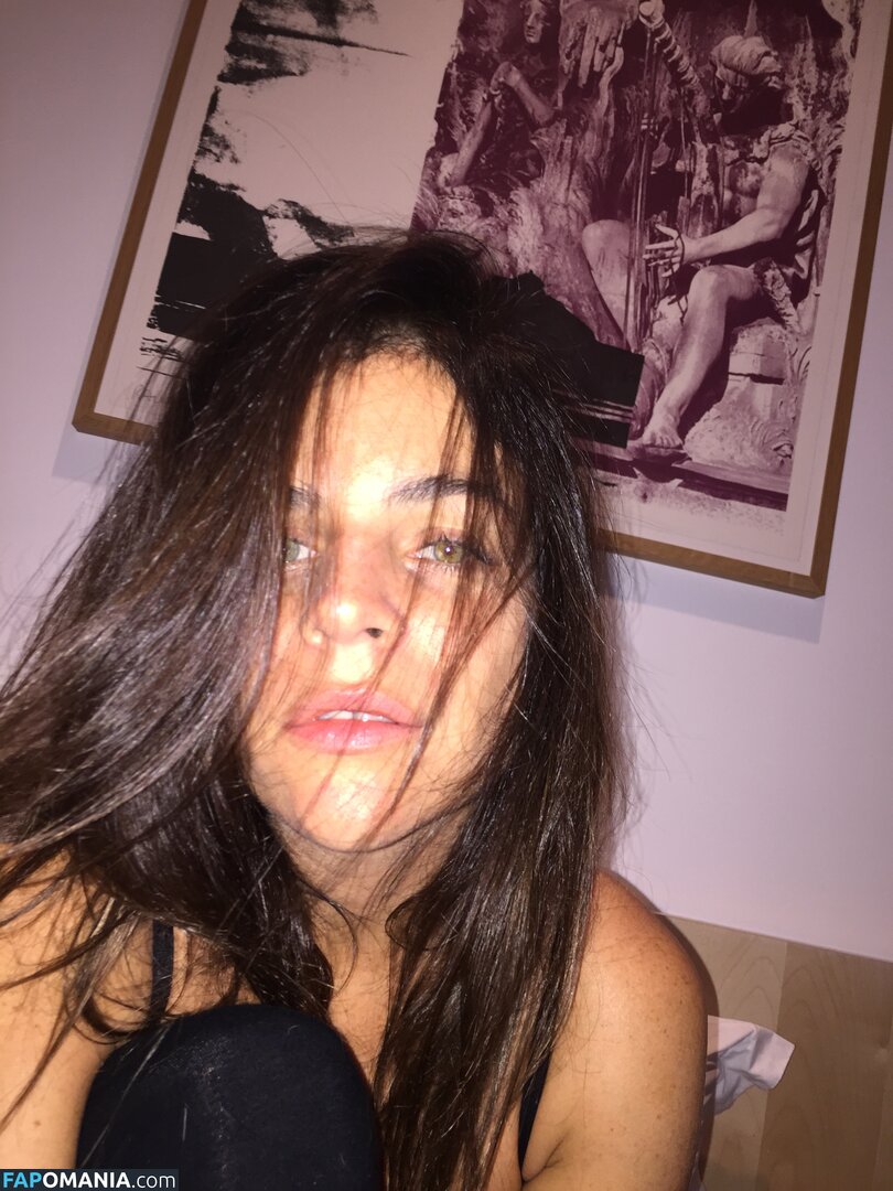 Julia Restoin ヌード 流出写真 #7