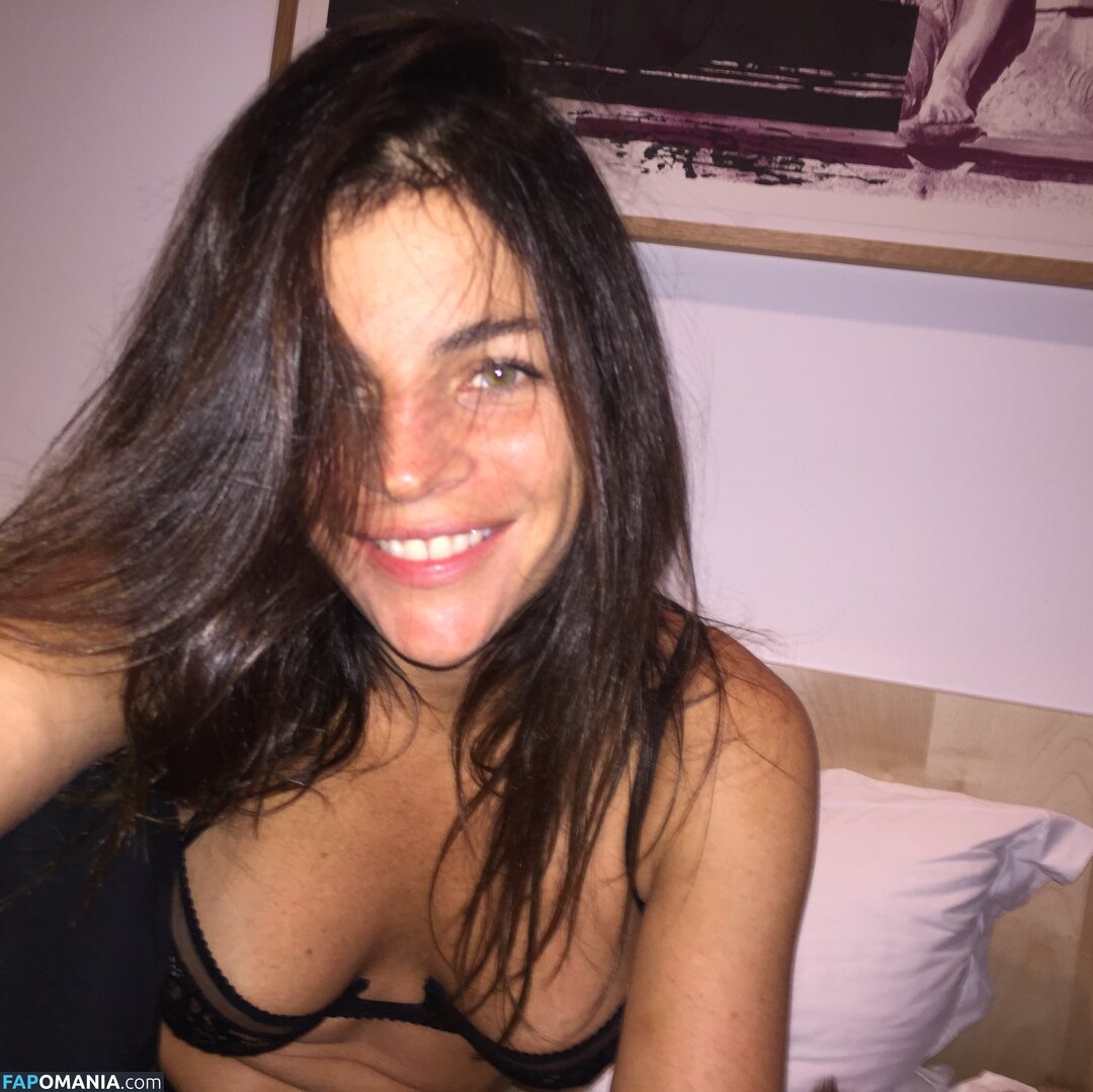 Julia Restoin ヌード 流出写真 #9