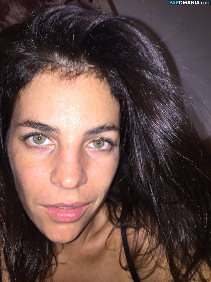 Julia Restoin ヌード 流出写真 #12