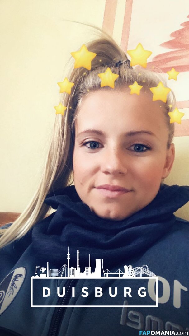 Julia Simic ヌード 流出写真 #24