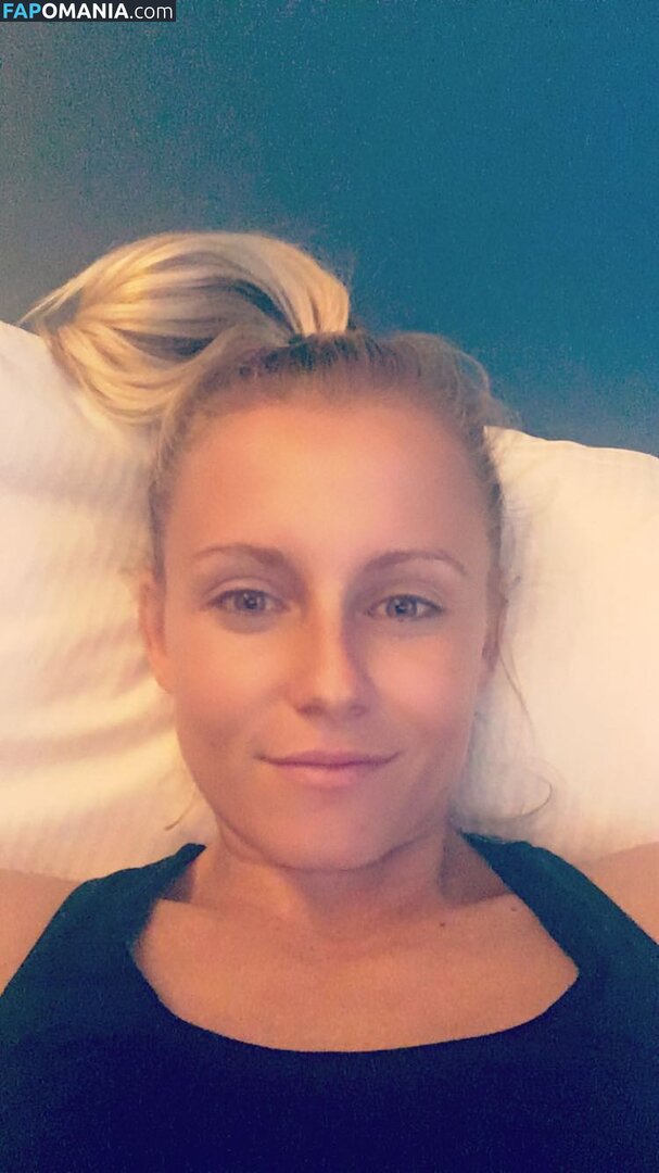 Julia Simic ヌード 流出写真 #54