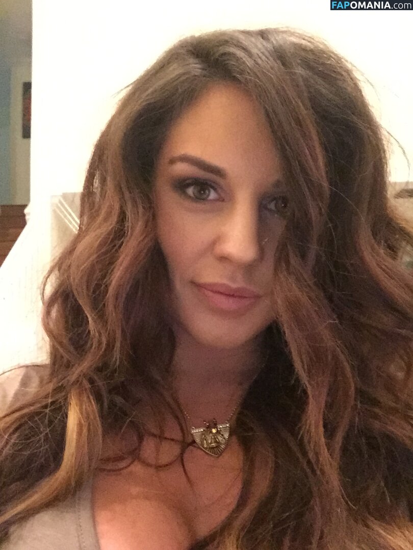 Kaitlyn WWE ヌード 流出写真 #126