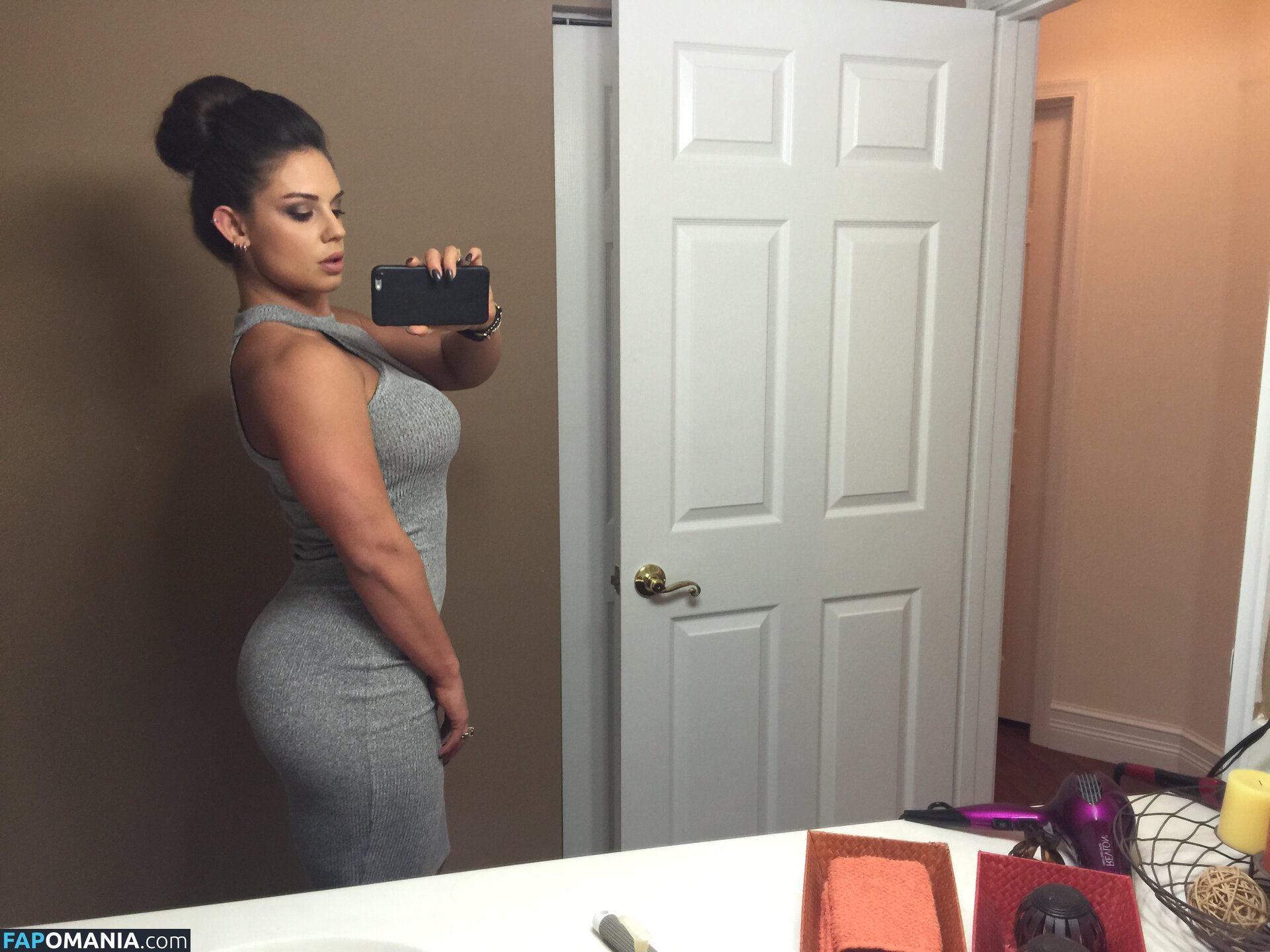 Kaitlyn WWE ヌード 流出写真 #136