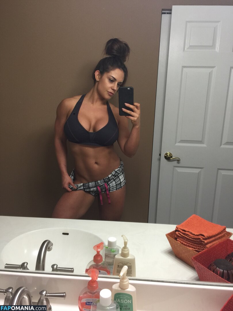 Kaitlyn WWE ヌード 流出写真 #154