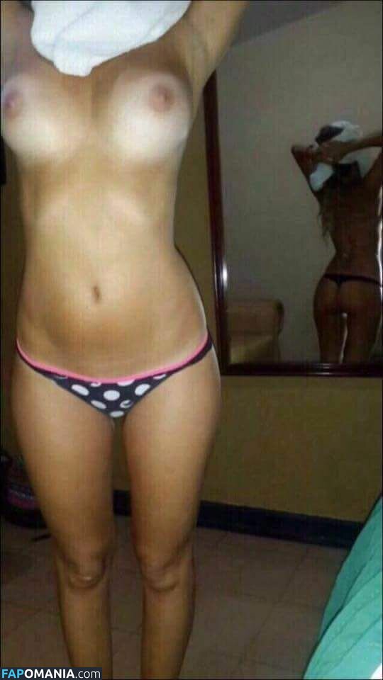 Karina Ramos ヌード 流出写真 #2