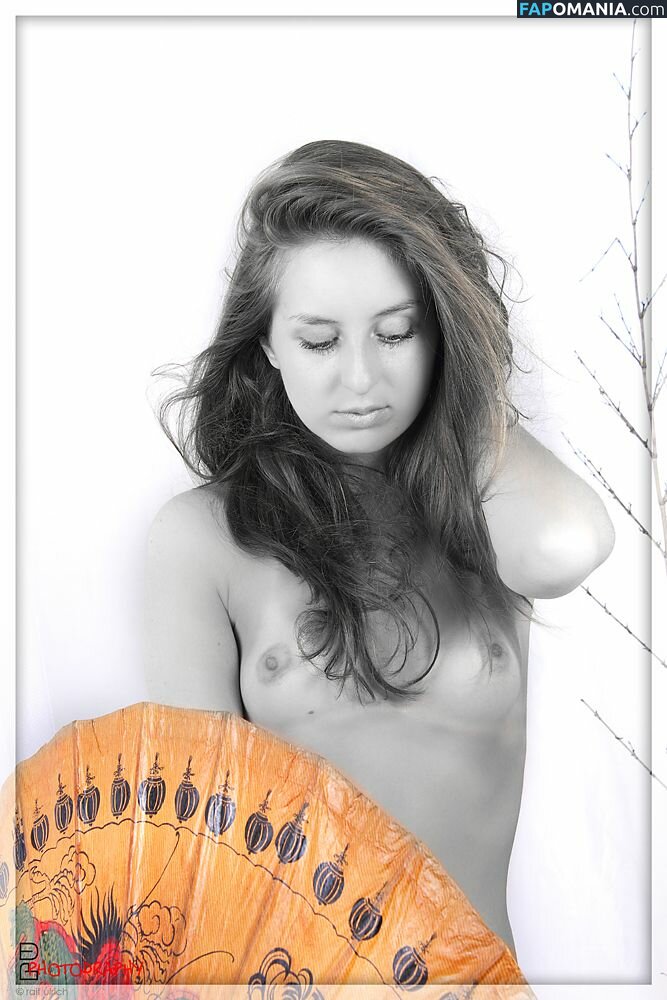 Katharina Bo Llig ヌード 流出写真 #37