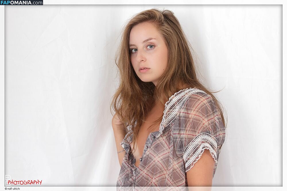 Katharina Bo Llig ヌード 流出写真 #100