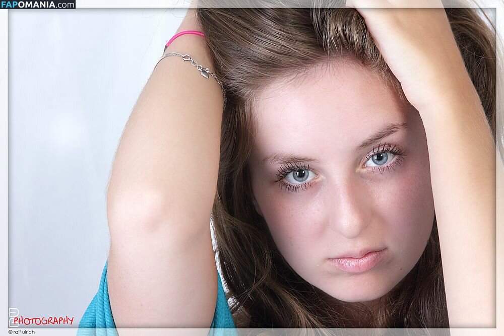 Katharina Bo Llig ヌード 流出写真 #159