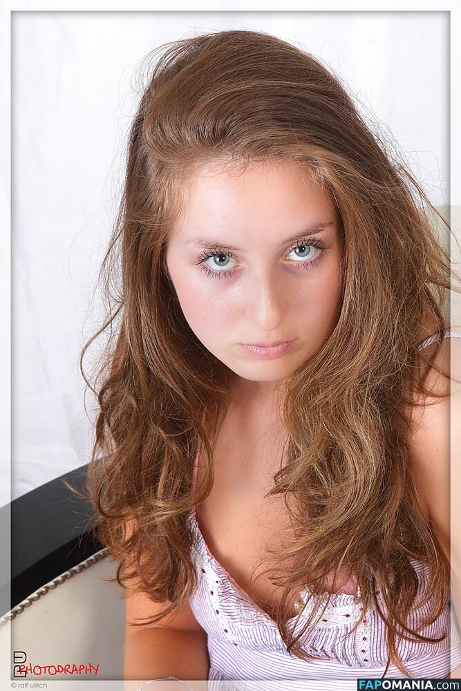 Katharina Bo Llig ヌード 流出写真 #170