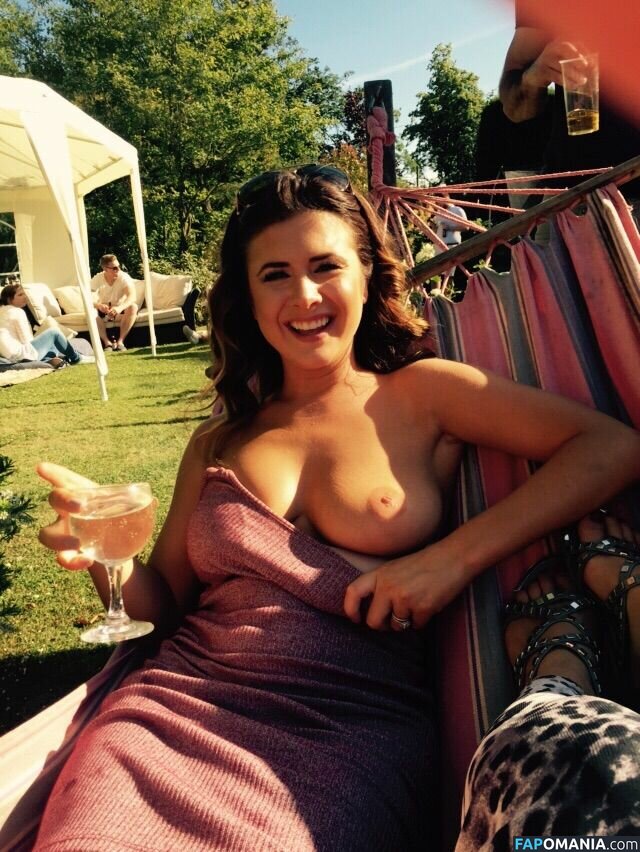 Kelly Hall ヌード 流出写真 #18