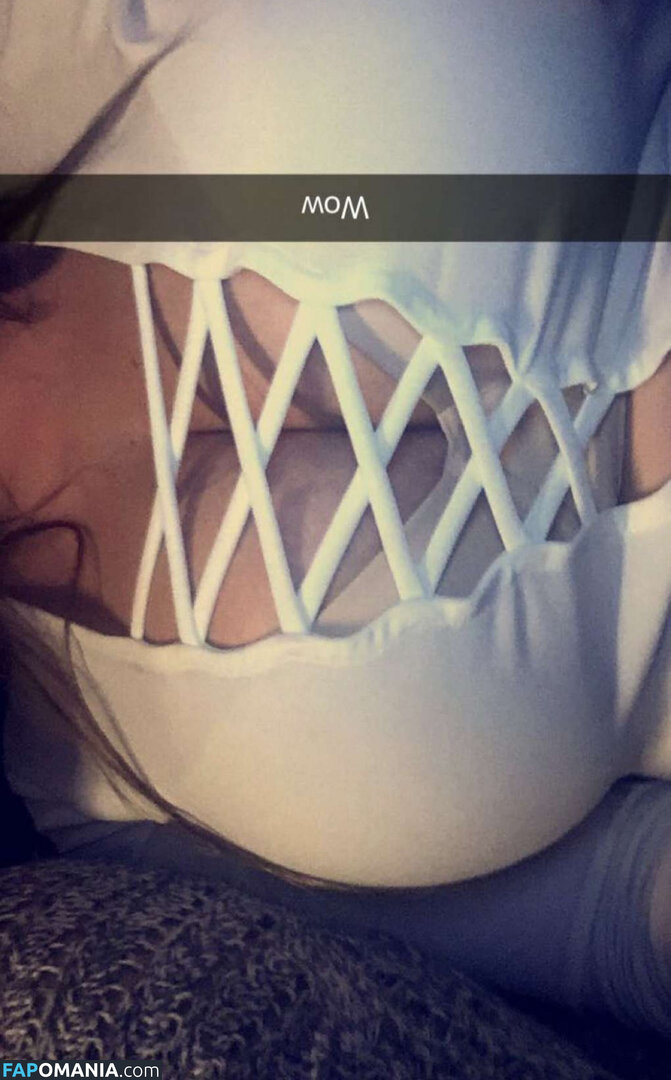 Kelsey Kay Holmer ヌード 流出写真 #19