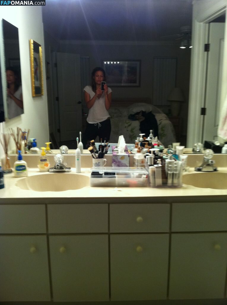 Kiele Sanchez ヌード 流出写真 #4