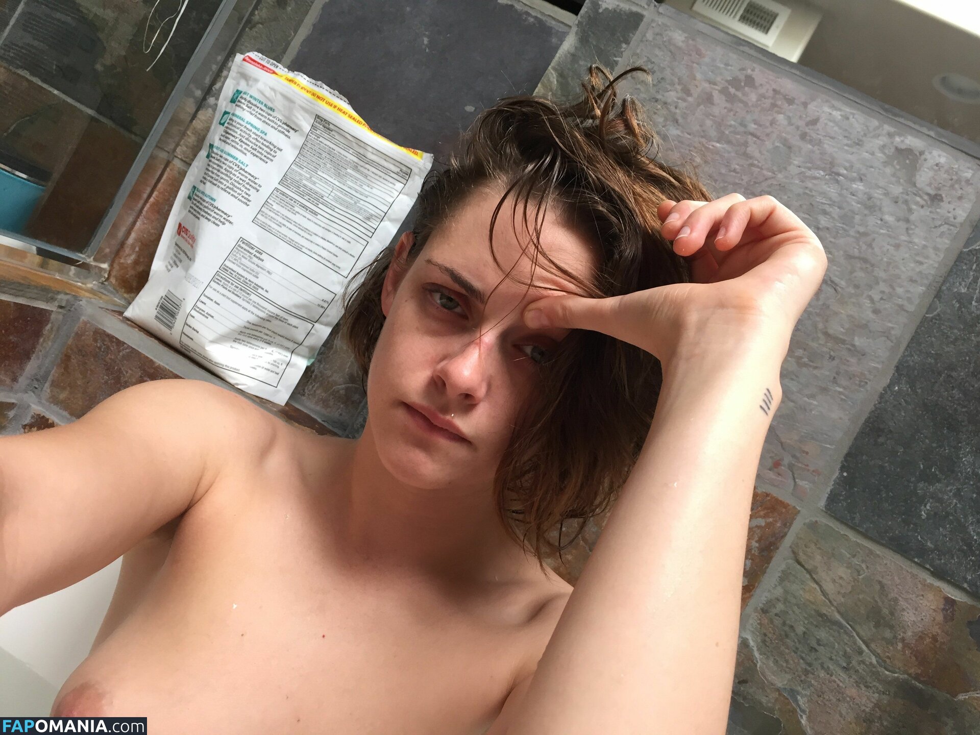 Kristen Stewart ヌード 流出写真 #172