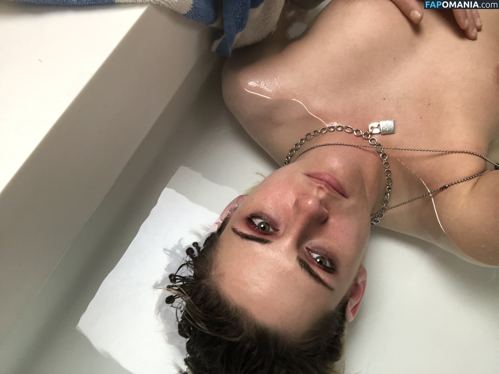Kristen Stewart ヌード 流出写真 #431