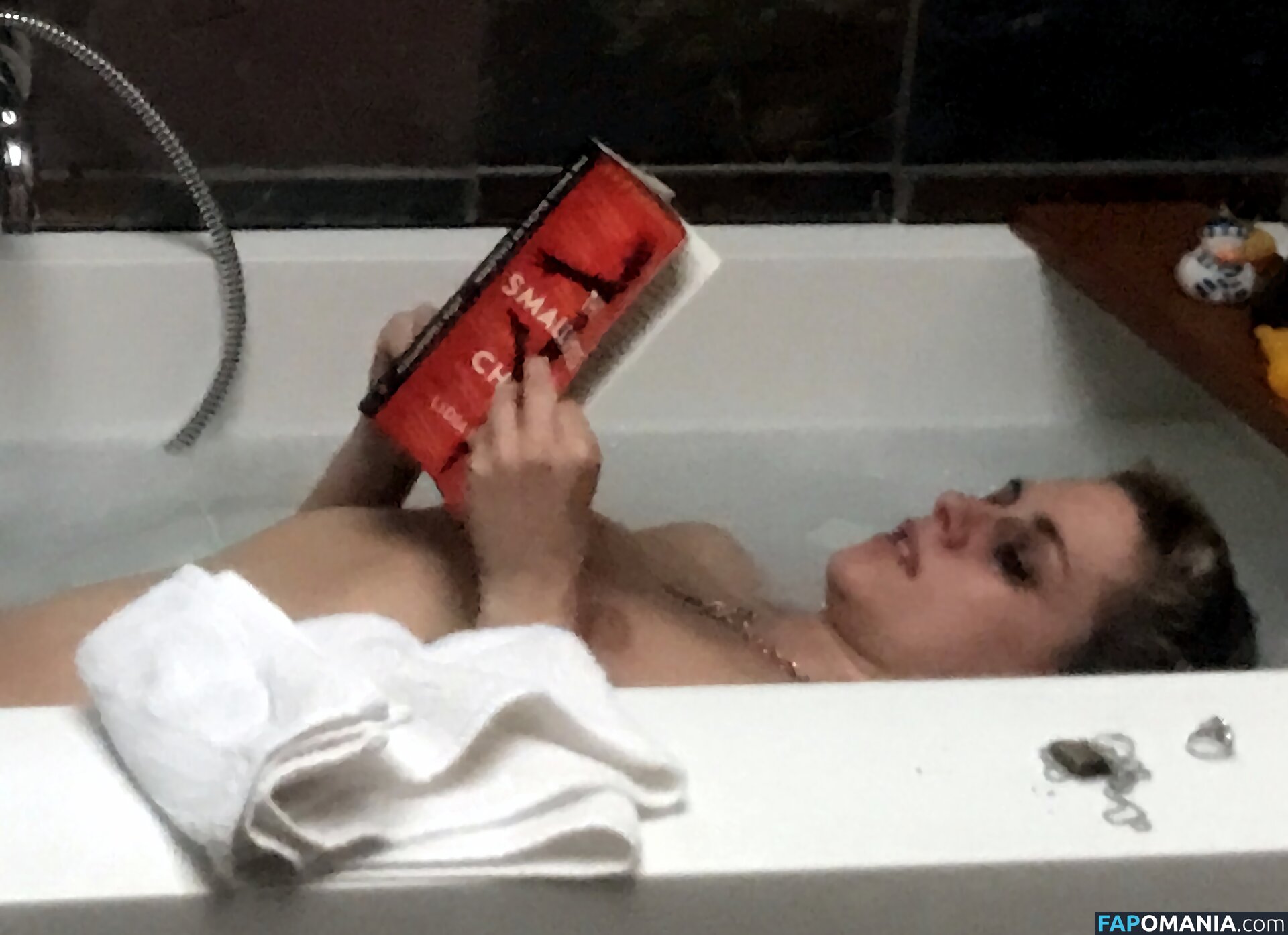Kristen Stewart ヌード 流出写真 #435