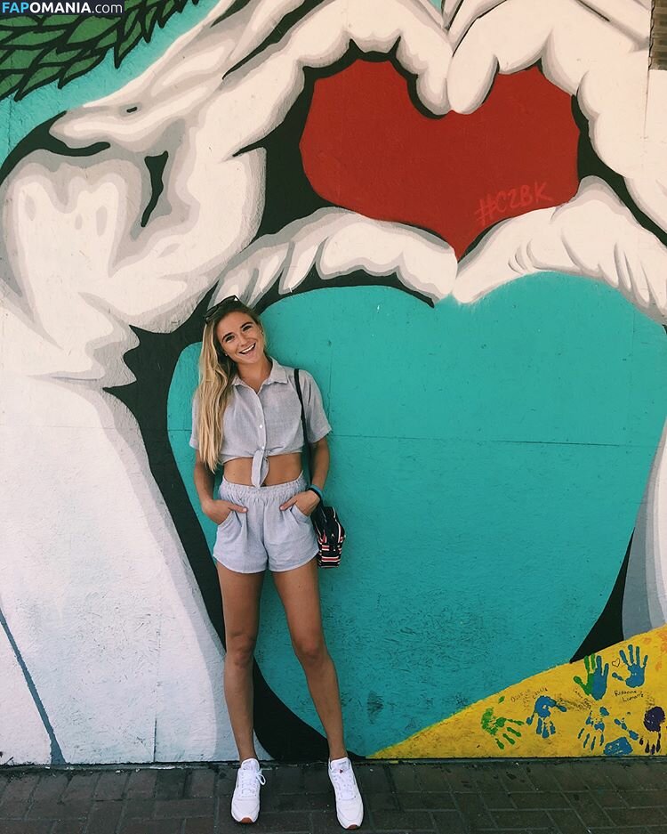 Kristie Mewis ヌード 流出写真 #9