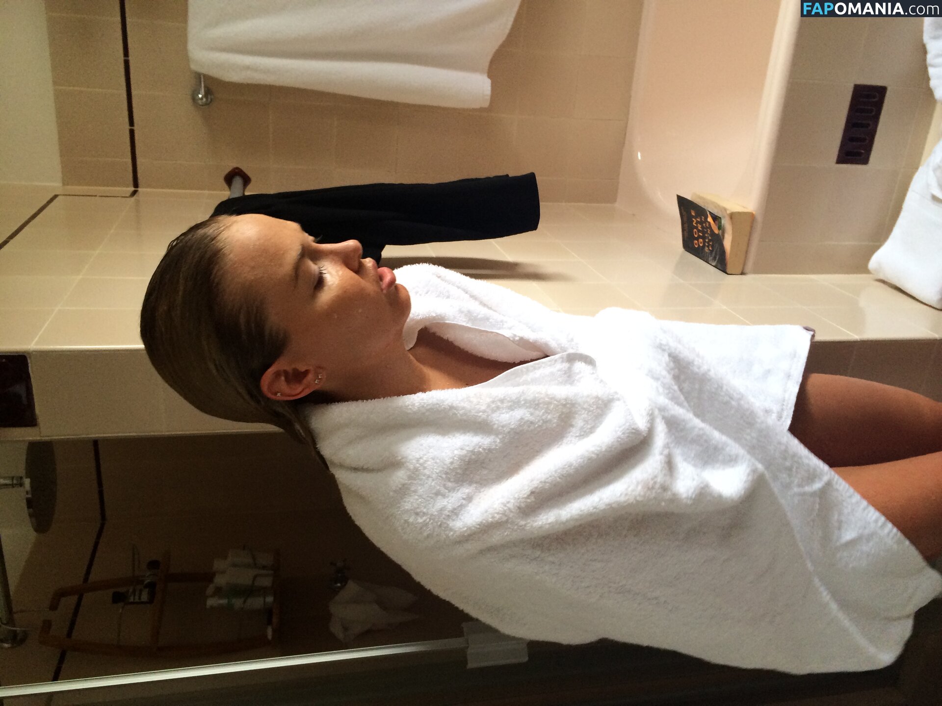 Lara Bingle ヌード 流出写真 #254