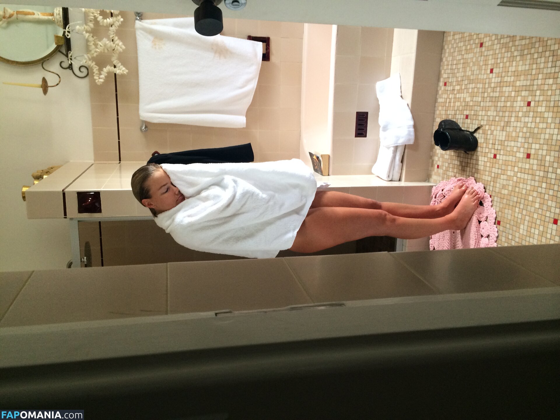 Lara Bingle ヌード 流出写真 #261