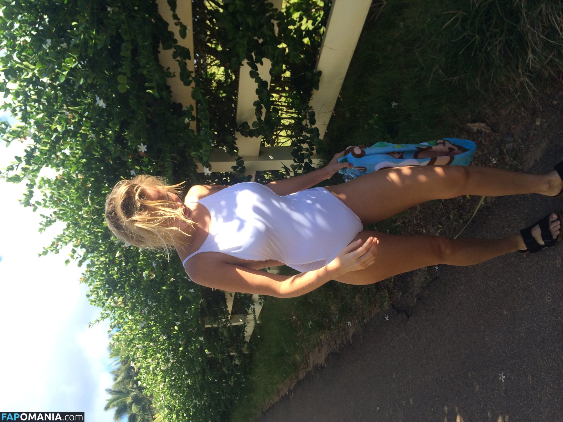 Lara Bingle ヌード 流出写真 #386