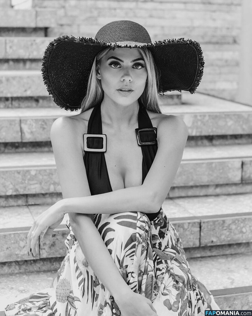 Laura Ortega ヌード 流出写真 #13