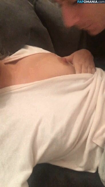 Lucy Fallon ヌード 流出写真 #6