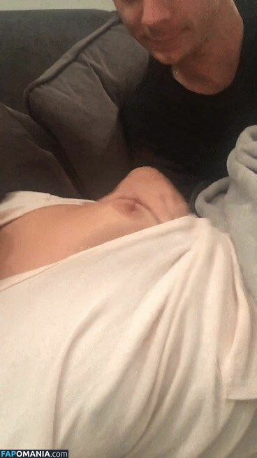 Lucy Fallon ヌード 流出写真 #8