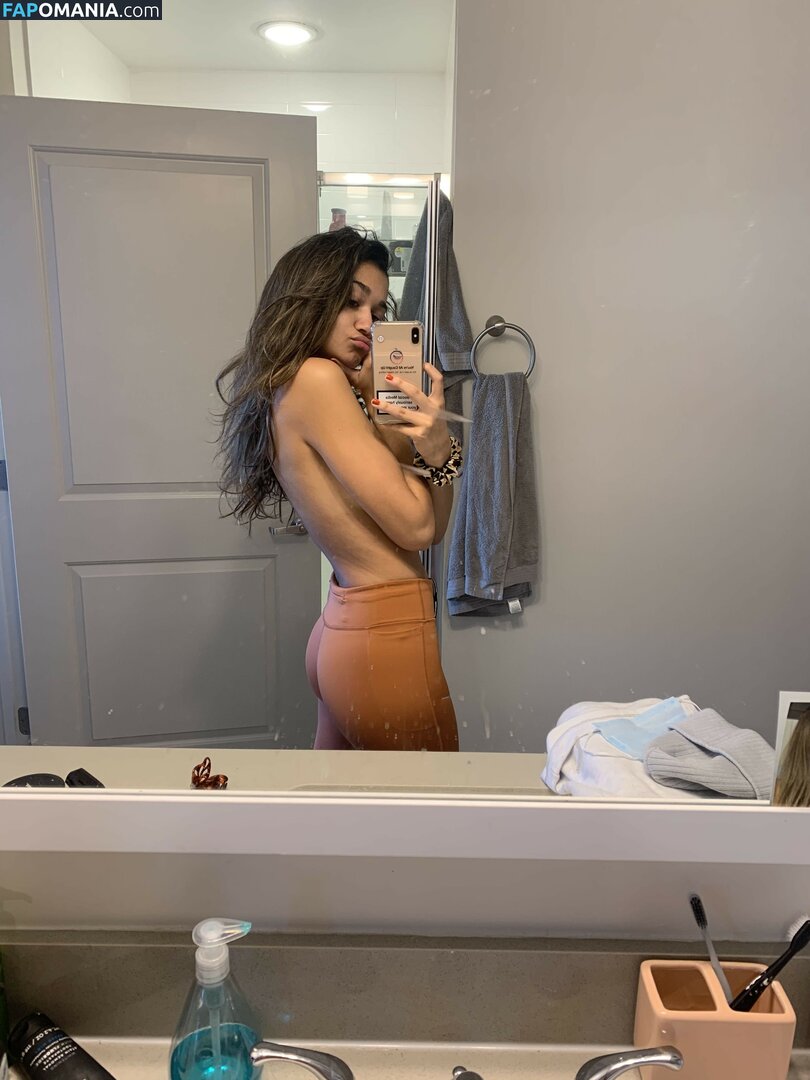 Madison Bailey ヌード 流出写真 #22