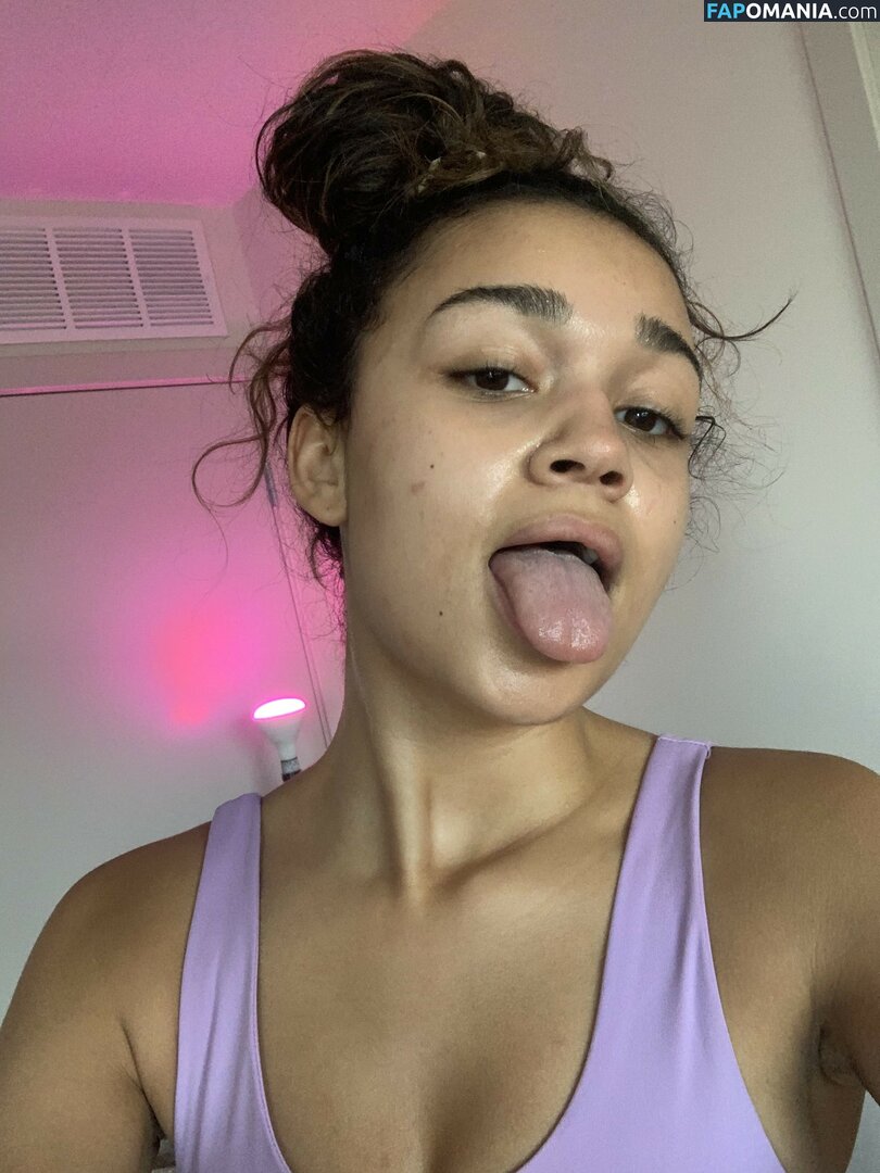 Madison Bailey ヌード 流出写真 #24