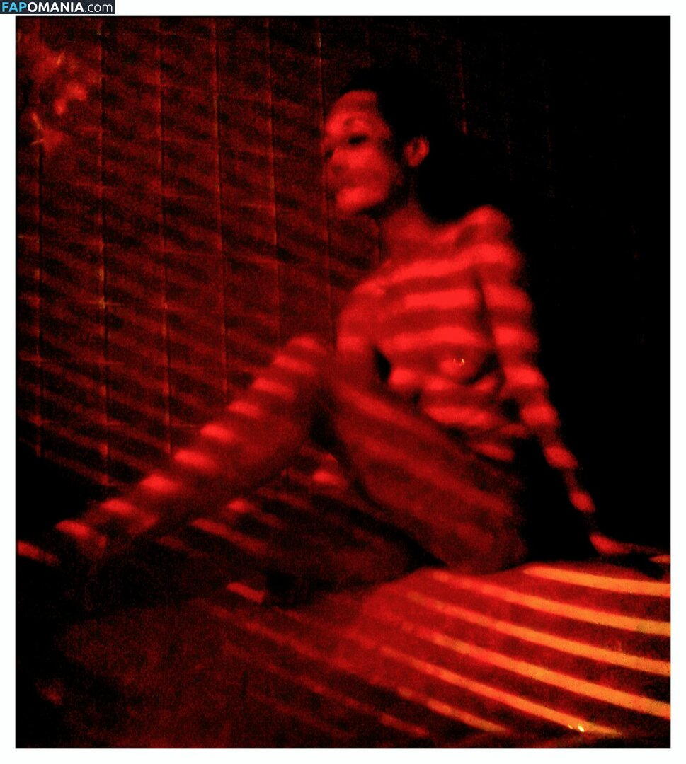 Maggie Q ヌード 流出写真 #5