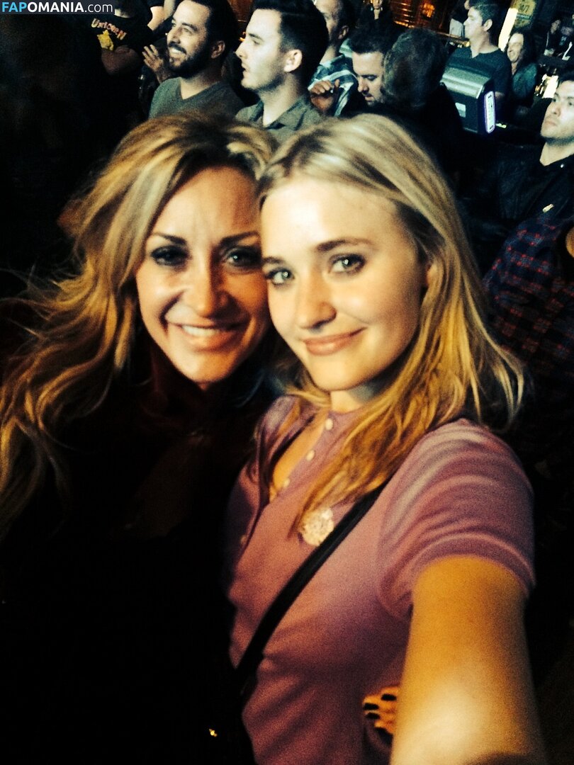 Michalka Sisters ヌード 流出写真 #37