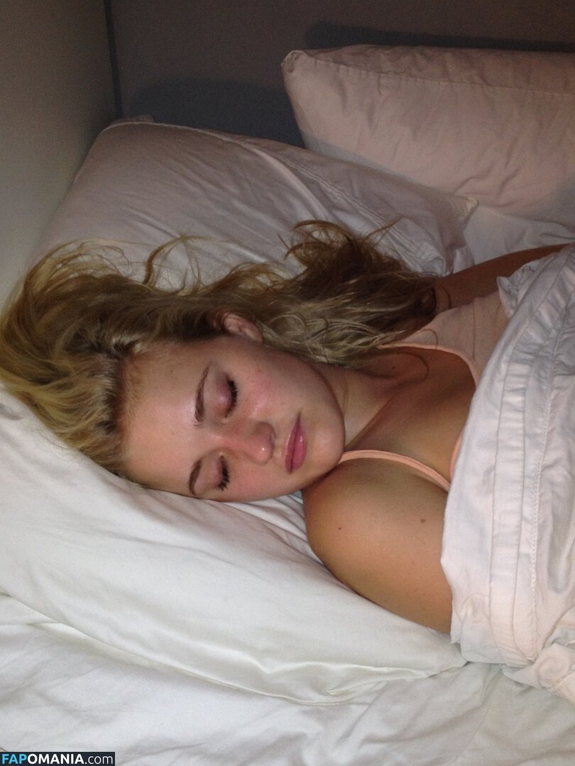 Michalka Sisters ヌード 流出写真 #40