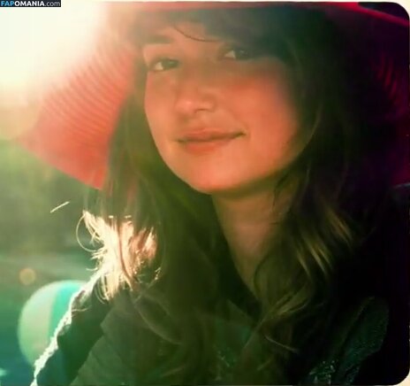 Milana Vayntrub ヌード 流出写真 #1