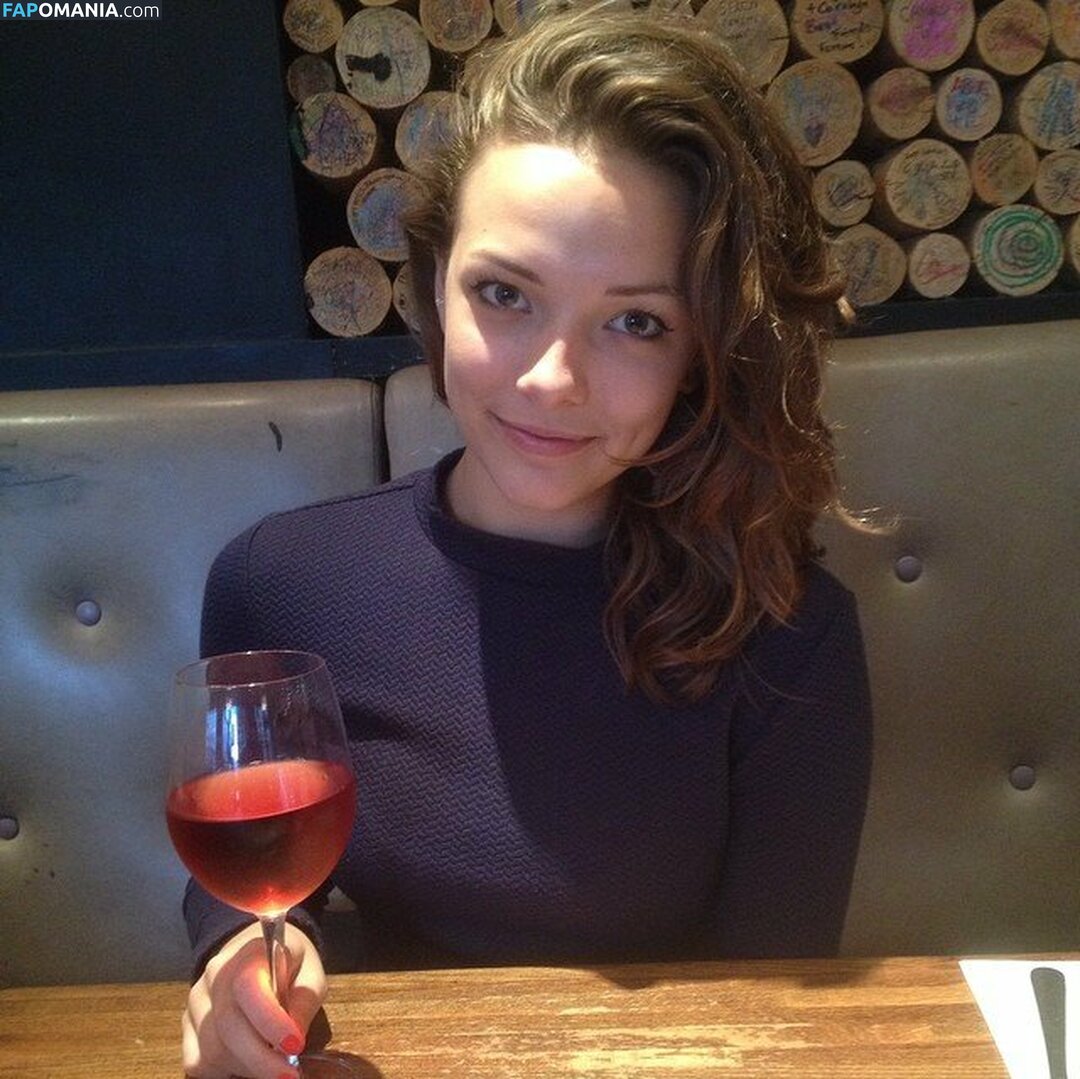 Molly Osborne ヌード 流出写真 #21