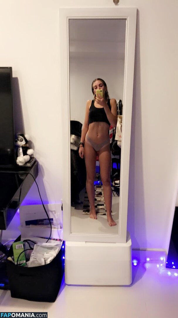 Noah Cyrus ヌード 流出写真 #54