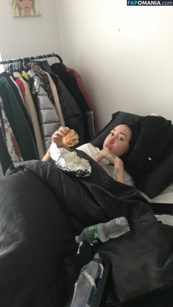 Noah Cyrus ヌード 流出写真 #55