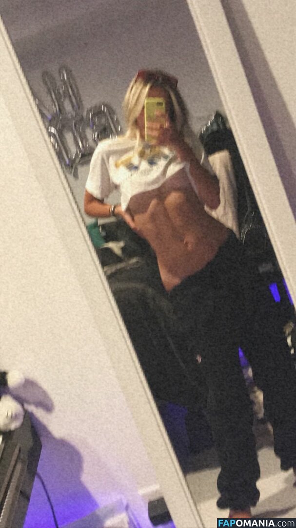 Noah Cyrus ヌード 流出写真 #104