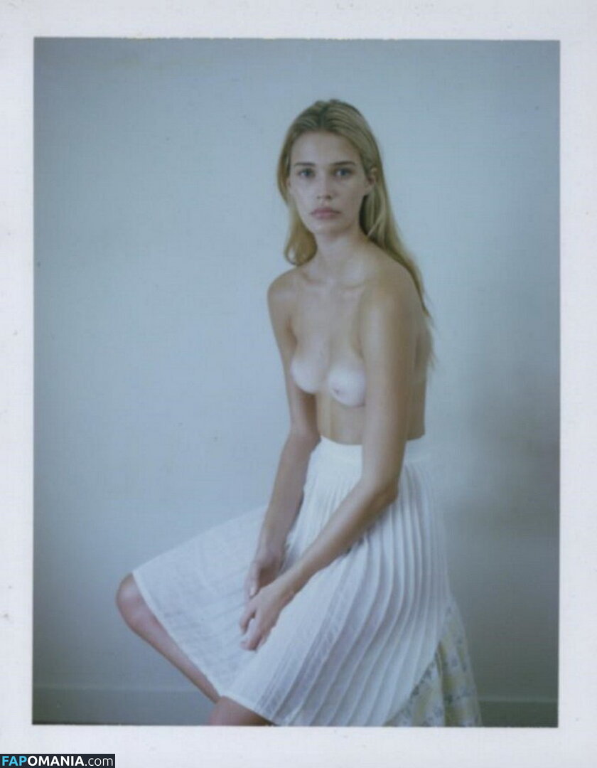 Noel Berry ヌード 流出写真 #218