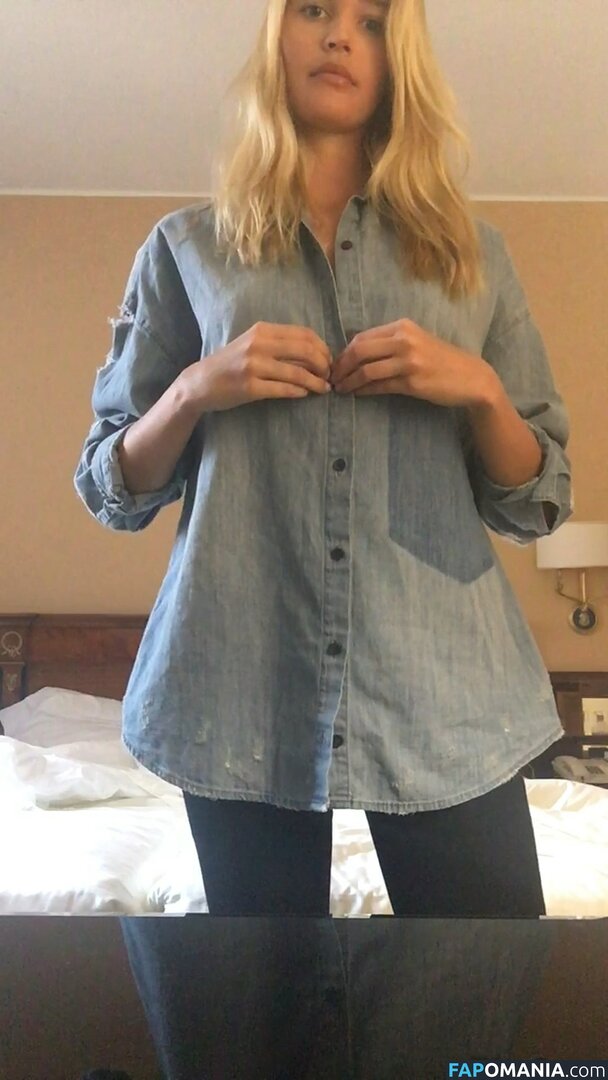 Noel Berry ヌード 流出写真 #320