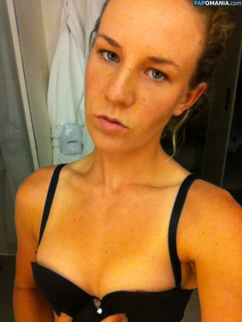 Olivia Rogowska ヌード 流出写真 #7