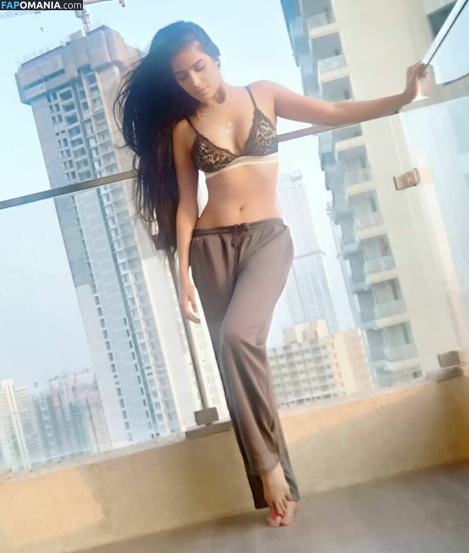 Poonam Pandey ヌード 流出写真 #3