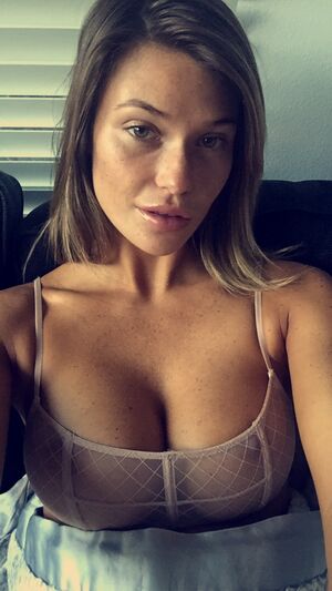 Samantha Hoopes