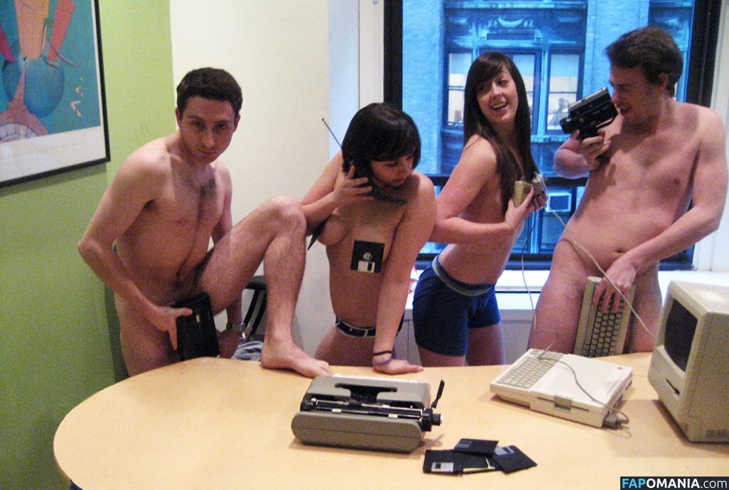 Sarah Schneider ヌード 流出写真 #17