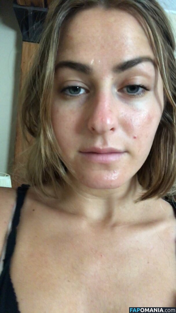 Scout Taylor Compton ヌード 流出写真 #32